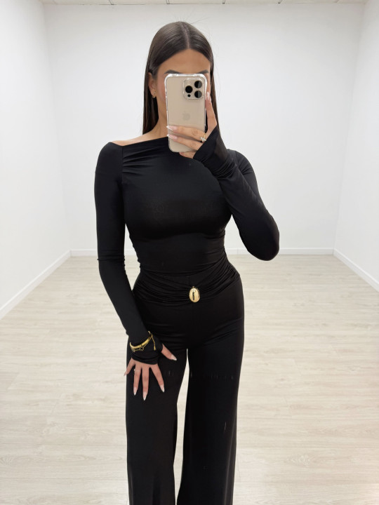 PANTALÓN LICRA FLUIDO DETALLE NEGRO